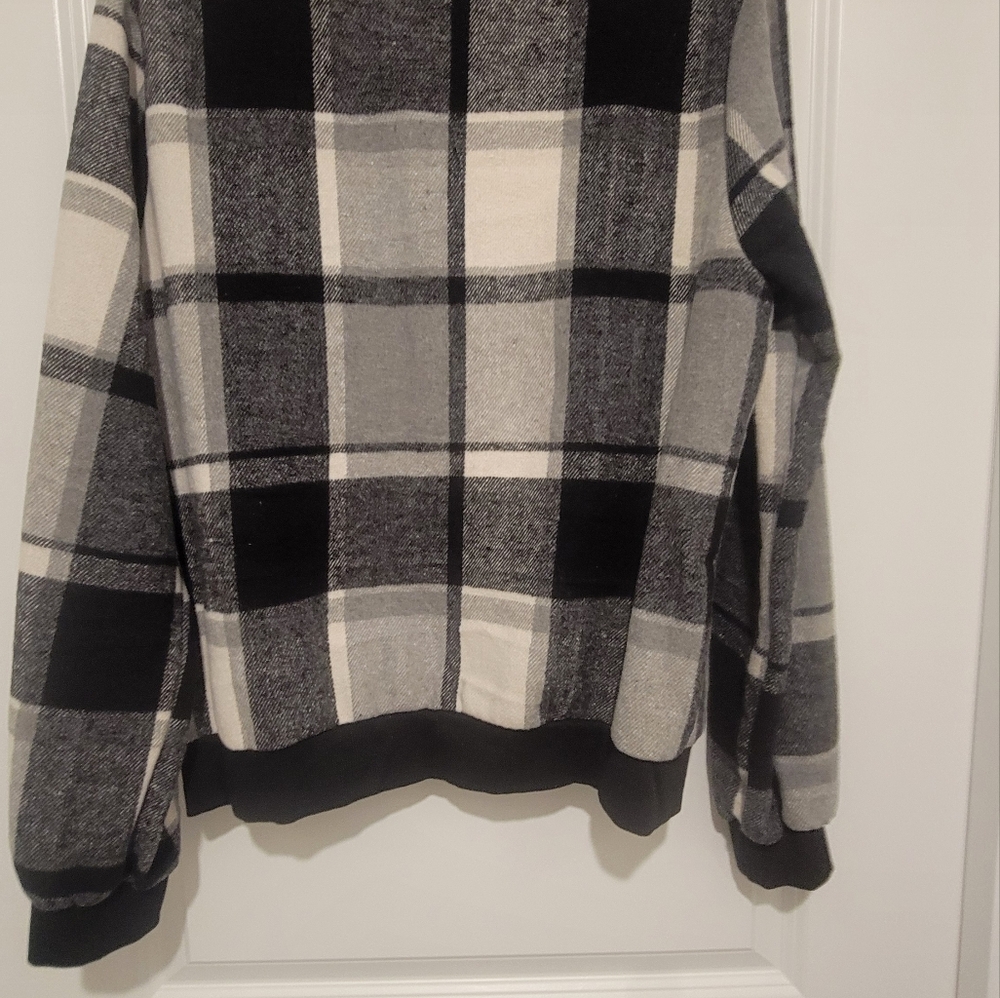 Plaid jacket - Picture 3 of 3